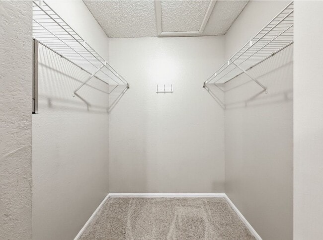 Building Photo - 3rd Floor 2/2 Condo near Millenia Mall with private patio