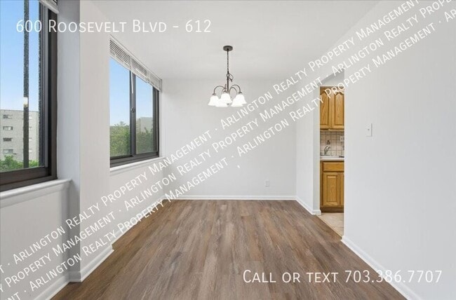 Building Photo - 600 Roosevelt Blvd