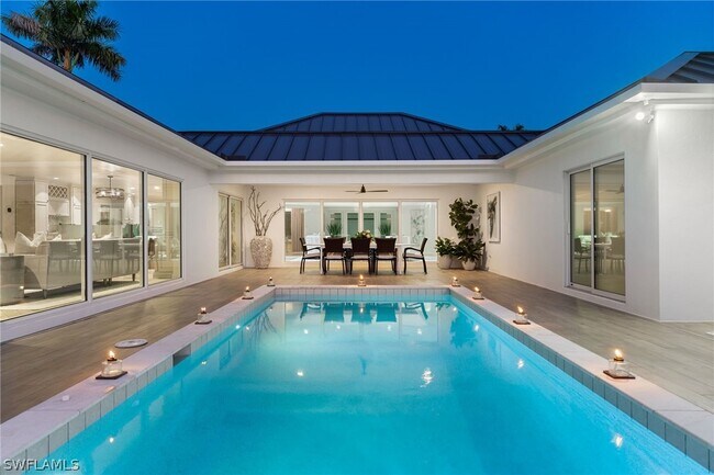 Building Photo - 3737 Crayton Rd