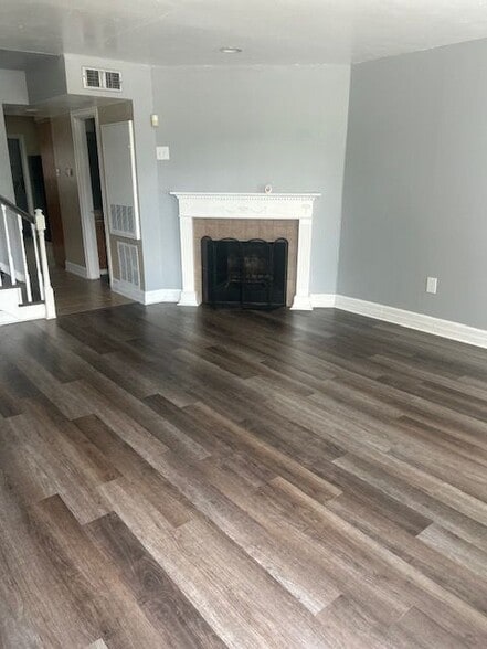 Building Photo - 5326 Tullis Dr