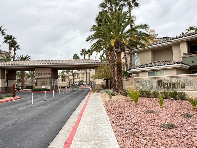 Building Photo - 7135 S Durango Dr