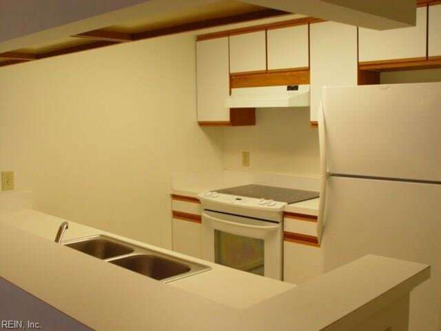 Building Photo - 400 Bracknell Arch