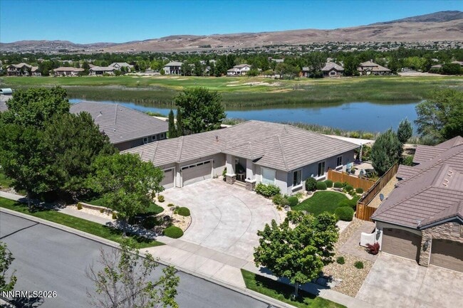 Building Photo - 7330 Island Queen Dr