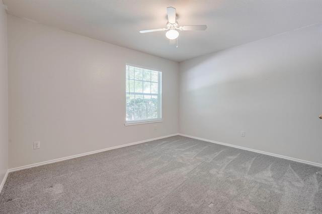 Building Photo - 1405 Cedar Springs Dr