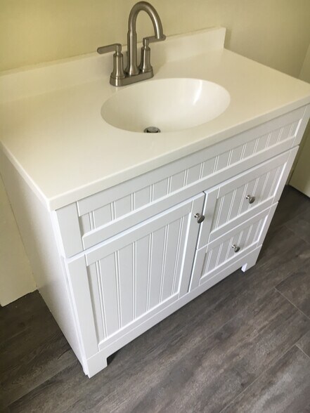 Building Photo - 203 Younglove Ave