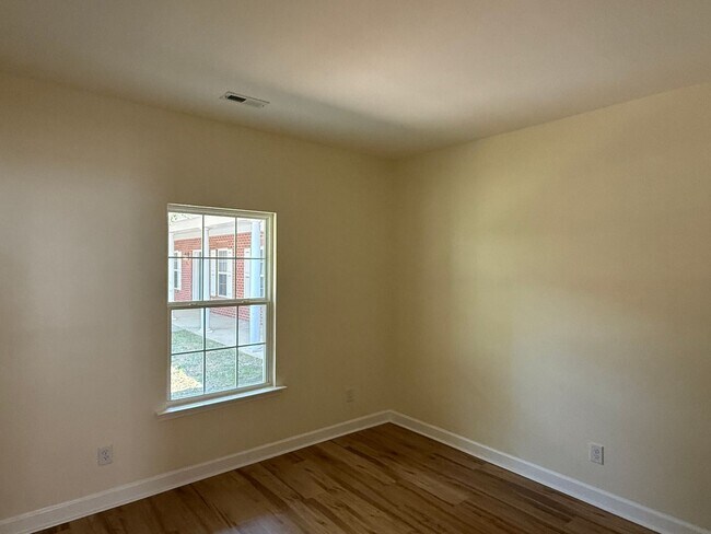 Building Photo - 7045 Somerset Springs Dr