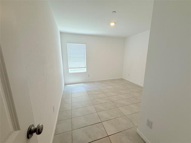 Building Photo - 127 Lemongrass Dr