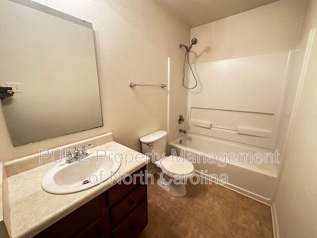 Building Photo - 723 Skywatch Ln