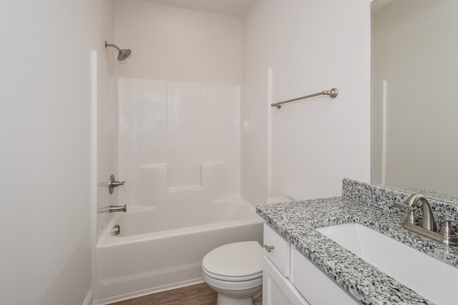 Building Photo - 2038 Silo St