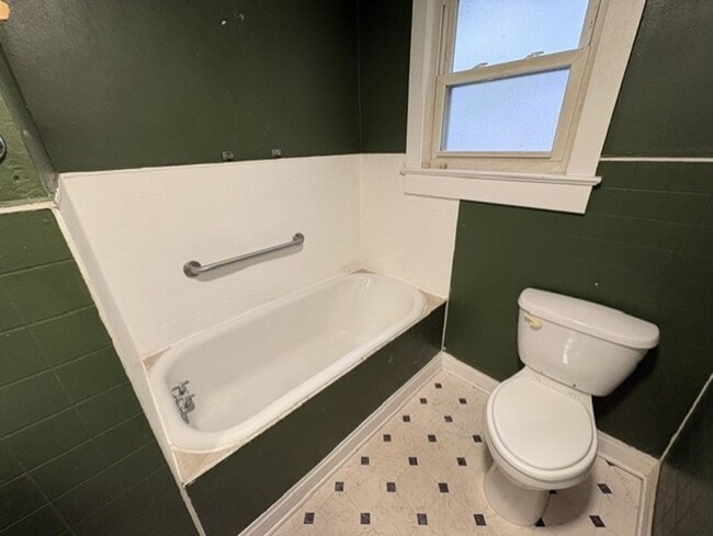Building Photo - Updated West Akron Home with Flexible Living Space, Large Yard & Garage