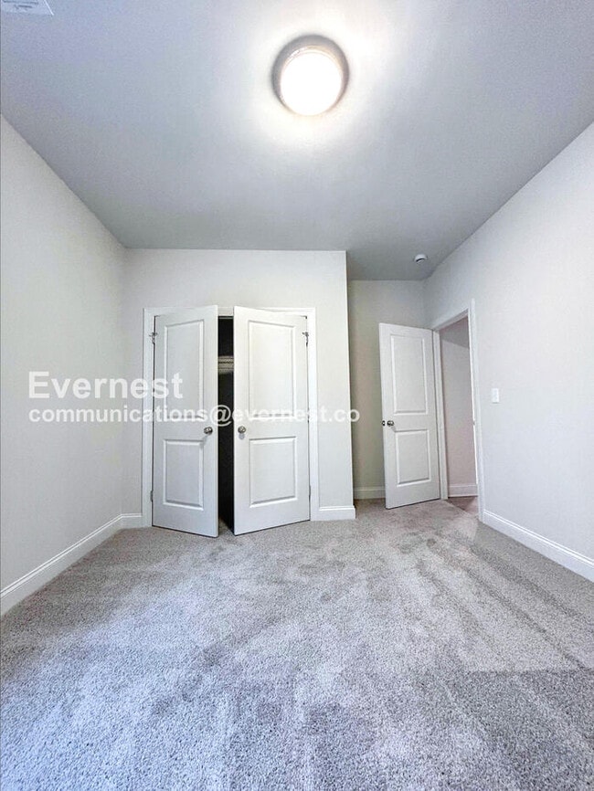 Building Photo - 1410 Austin St