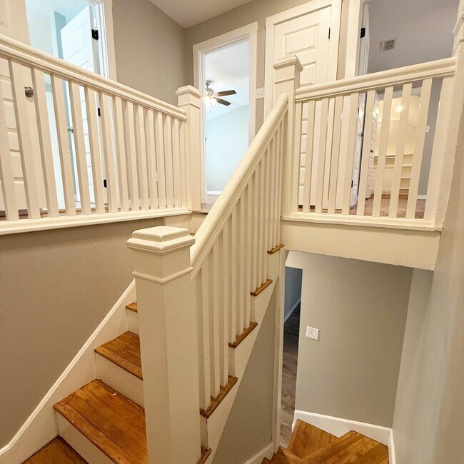 Building Photo - 2222 16th St