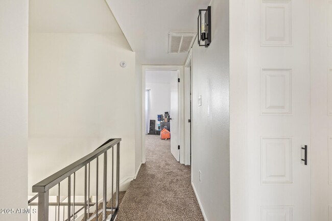 Building Photo - 4807 W Northern Ave