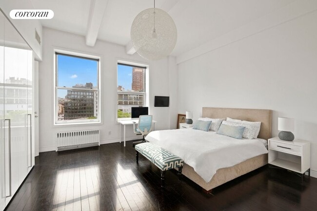 Building Photo - 161 Hudson St