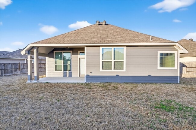 Building Photo - 151 Scenic Hills Ct