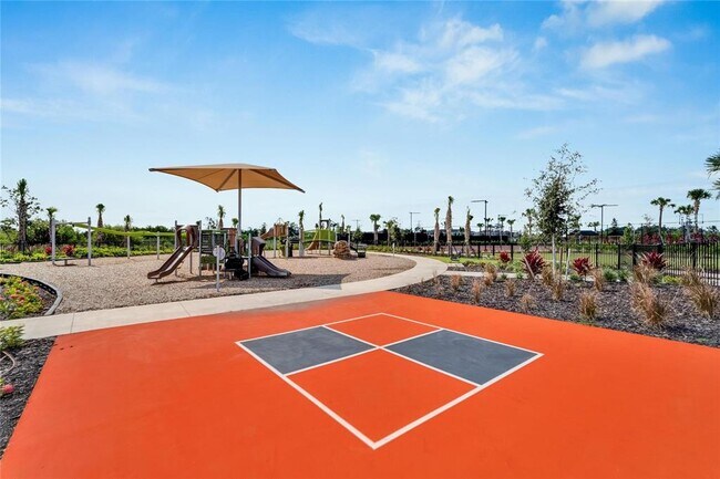 Building Photo - 17444 Crescent Moon Lp