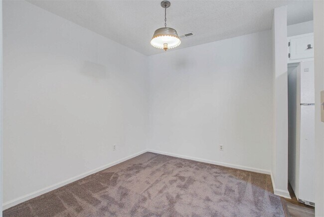 Building Photo - 2150 Spoleto Lane Apt #B6, North Charlesto...
