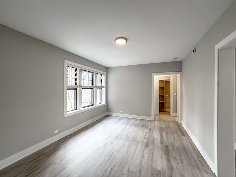 Building Photo - 376 Hazel Ave