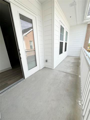 Building Photo - 4700 W Spring Creek Pkwy