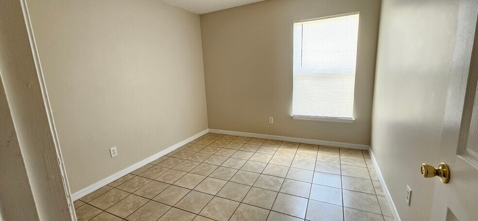 Building Photo - 206 Panorama Dr