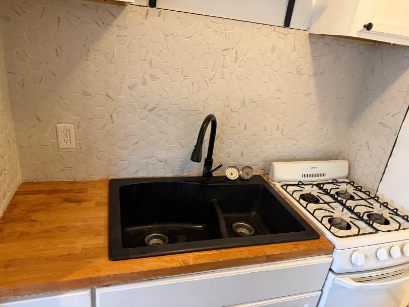 Building Photo - 15236 Tireman Ave