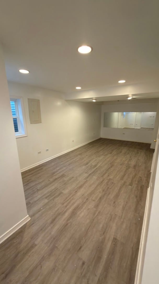 Building Photo - 8114 160th St