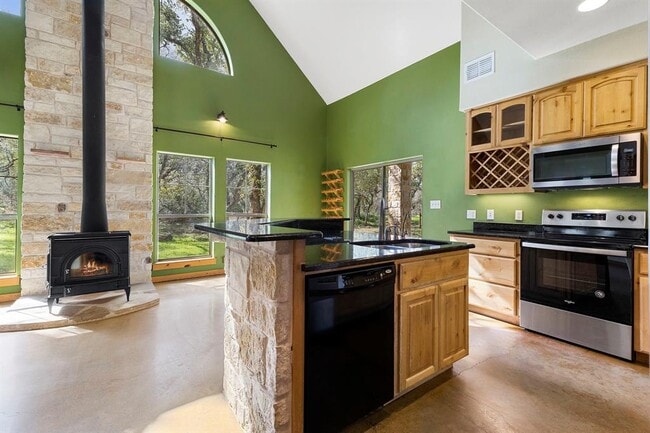 Building Photo - 116 Cascade Trail