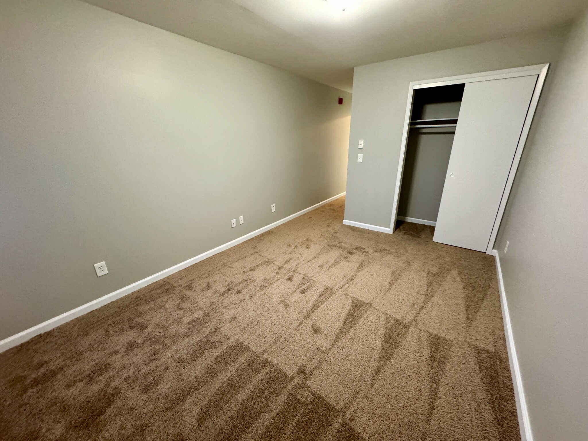 Building Photo - 400 Taylor Ave NW