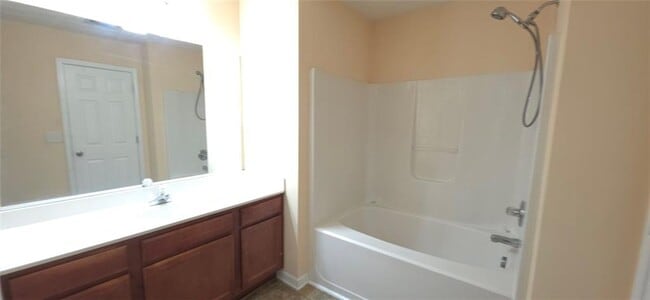 Building Photo - 465 Little Creek Rd SE