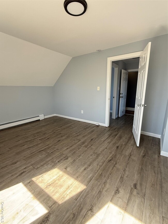 Building Photo - 136 Fairview Blvd