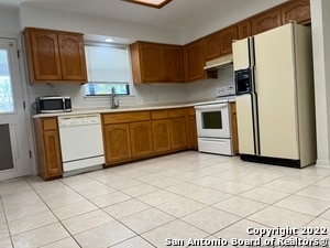 Building Photo - 326 Elm Dr