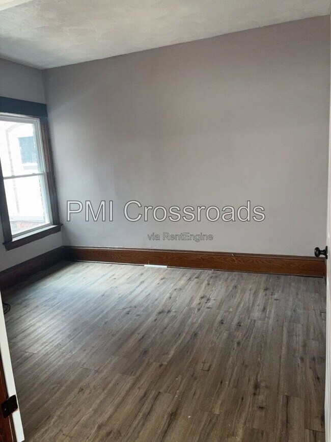 Building Photo - 1388 W 91st St