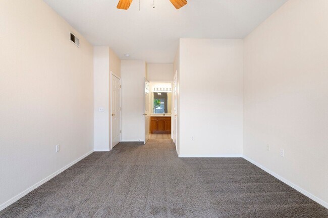 Building Photo - 3625 Strawberry Field Grove