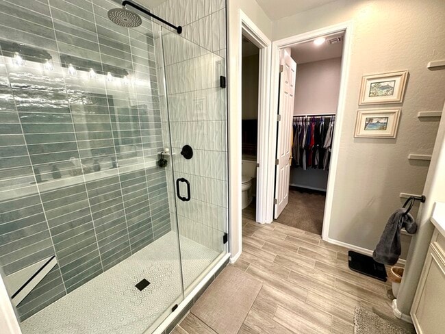 Building Photo - Massive RV Garage plus fantastic floorplan in Casa Vista