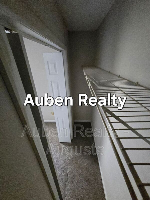 Building Photo - 2727 Brickrun Pl