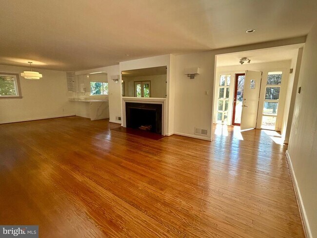 Building Photo - 4111 Saul Rd