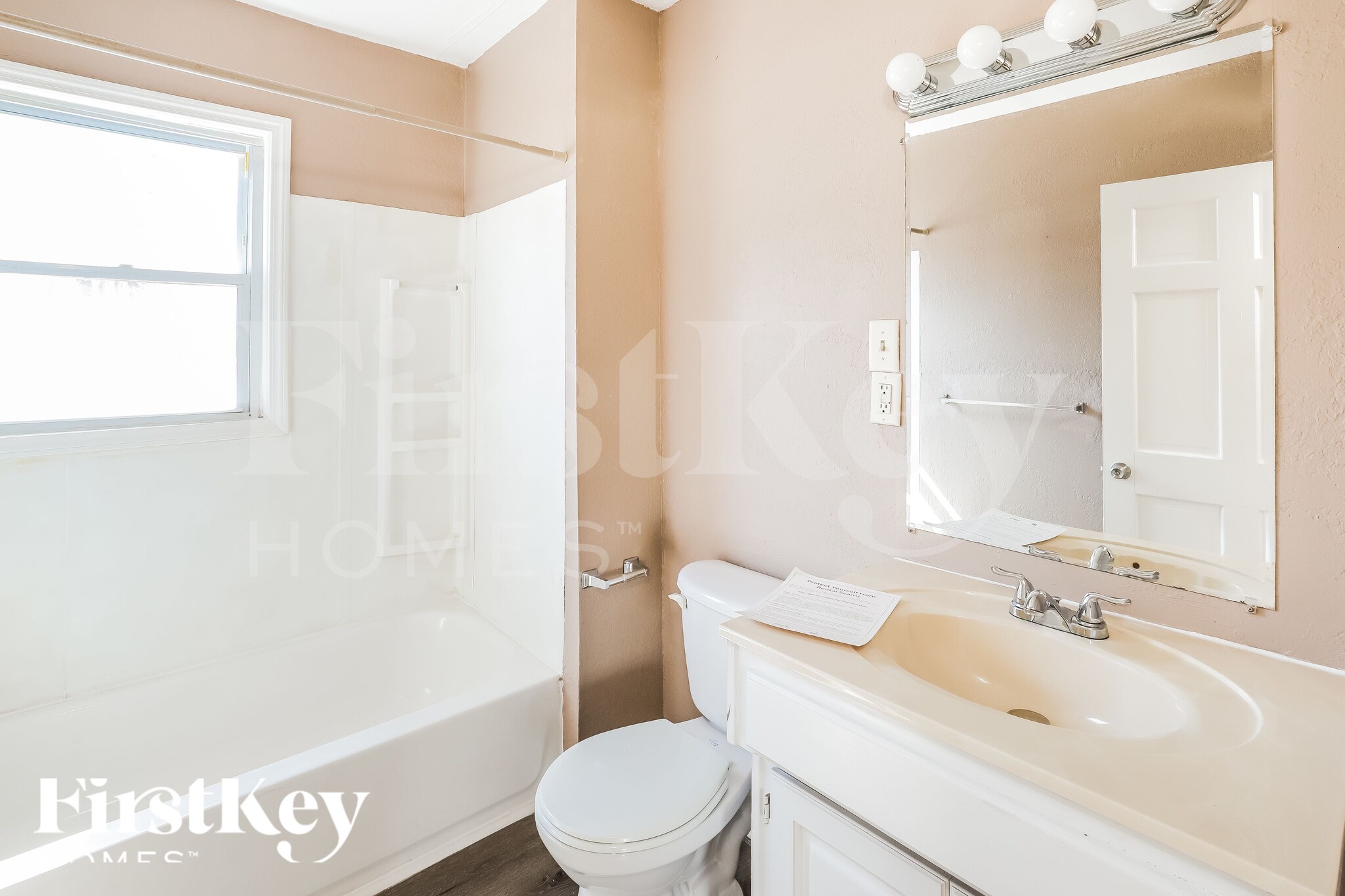 Building Photo - 11408 E Scarritt Ave