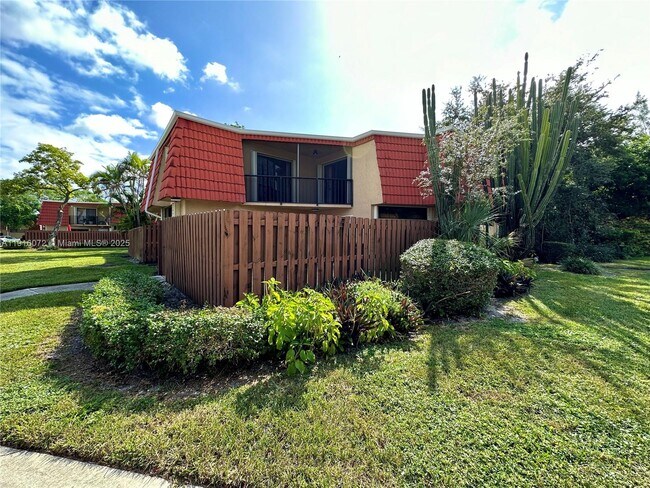 Building Photo - 22970 Oxford Pl