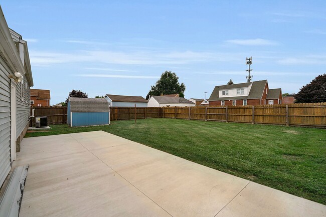 Building Photo - 76 Stearns Ave