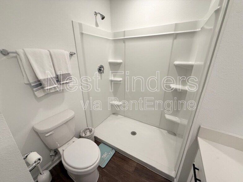 Building Photo - 12743 Barrack Ln