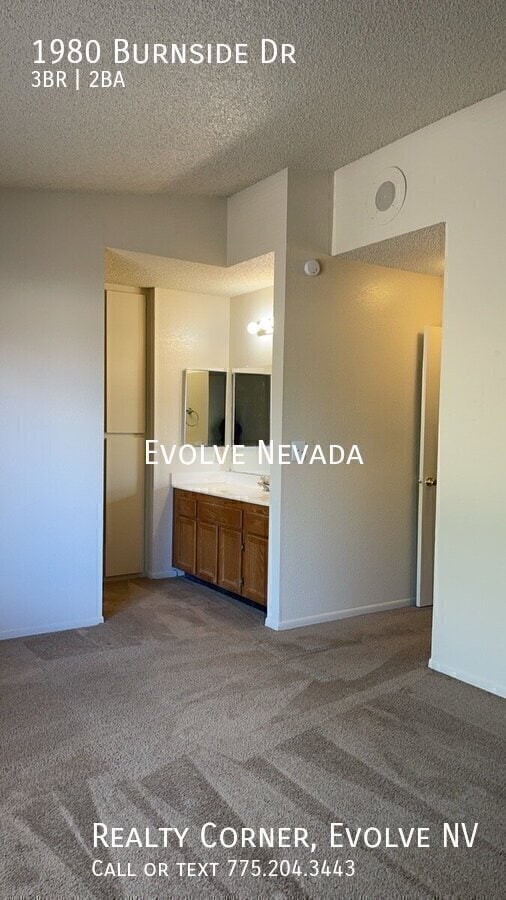 Building Photo - 1980 Burnside Dr