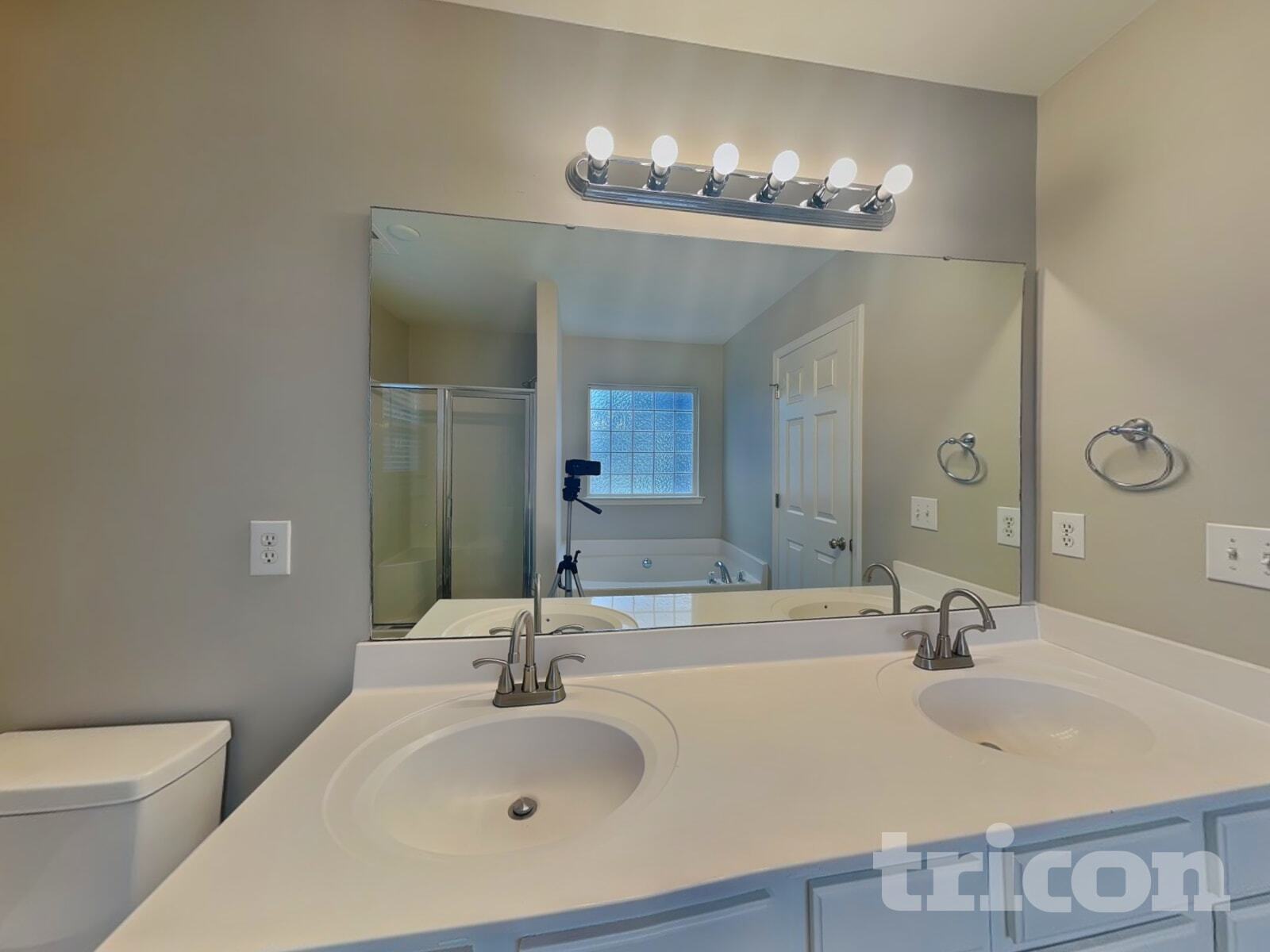 Building Photo - 3101 Rendezvous Dr