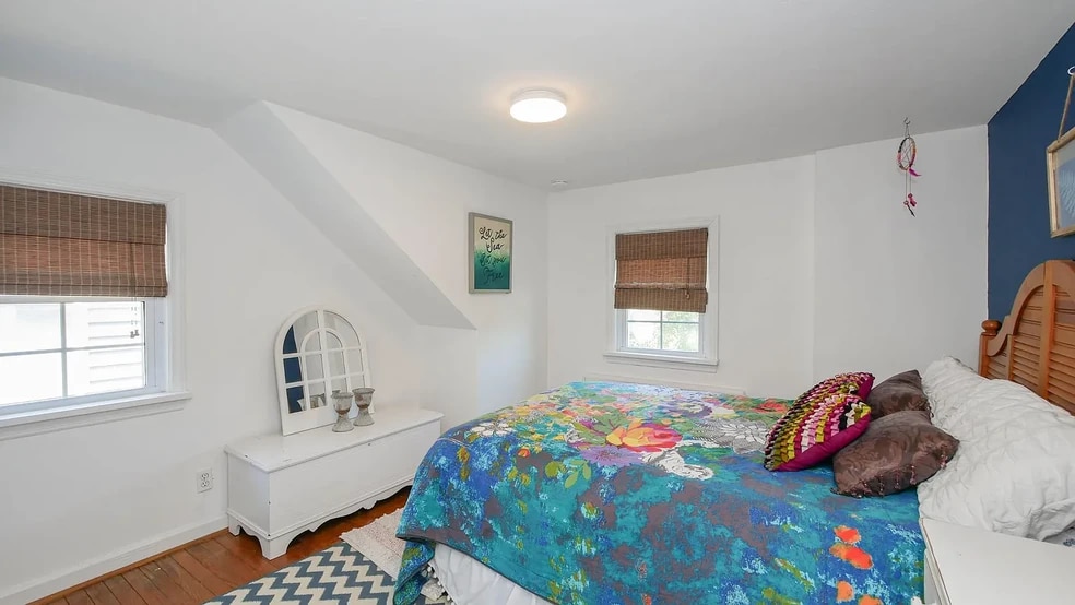 Building Photo - 110 N Pembroke Ave