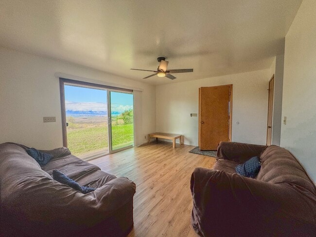 Building Photo - 195 Inia Pl