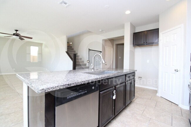 Building Photo - 13153 W Lariat Ln
