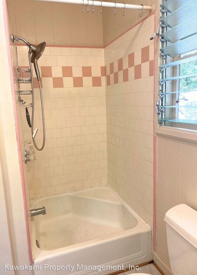 Building Photo - 1 br, 1 bath House - 521 Lawelawe St.