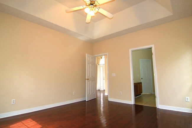 Building Photo - 2123 Moonlite Ct