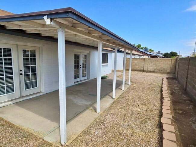 Building Photo - 6335 E Brown Rd