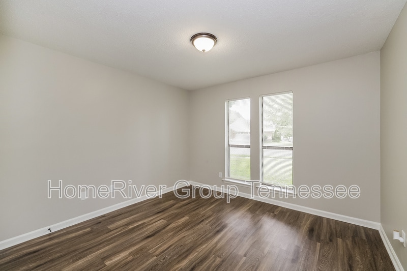 Building Photo - 4451 Peace River Dr