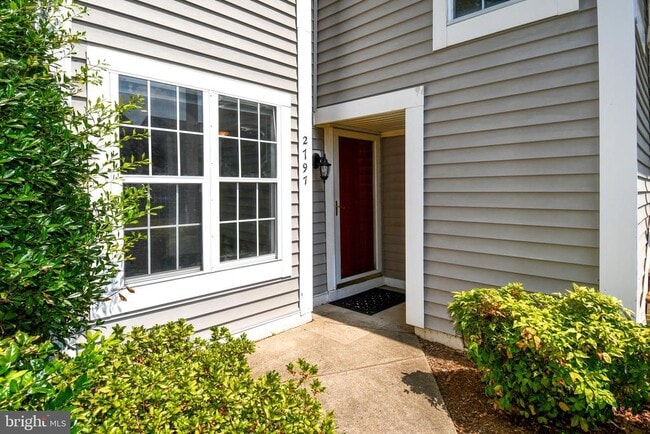 Building Photo - 2797 Yarling Ct